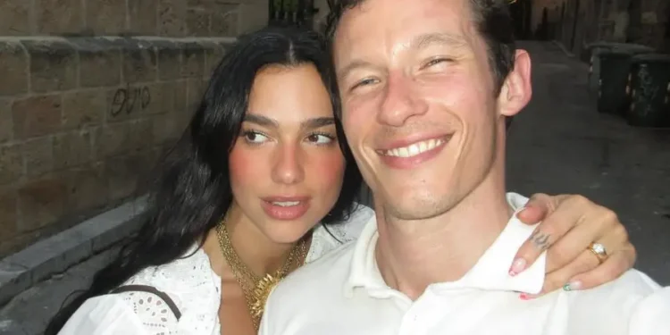 Dua Lipa dhe Callum Turner drejt martesës në Itali? Ja çfarë po përflitet