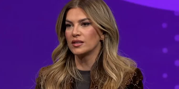 Leonora Jakupi rrëfen lidhjen sekrete 15-vjeçare: Jetojmë bashkë prej kohësh