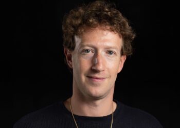 Mark Zuckerberg përballet në gjykatë/ Nis gjyqi për ndikimin e rrjeteve sociale te fëmijët