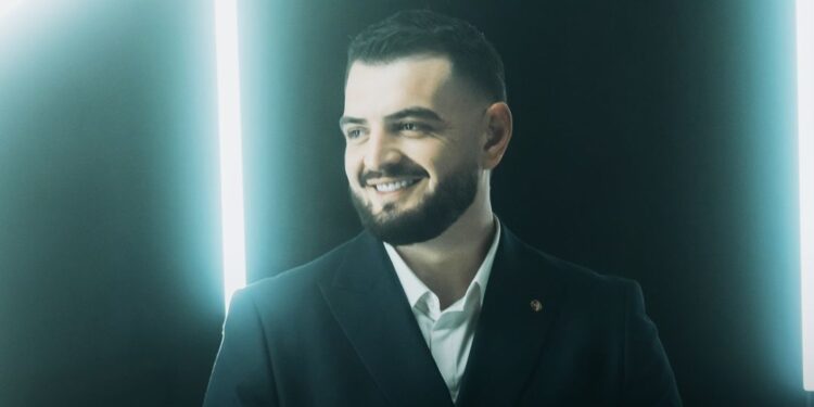 Daniel Kopsaj pjesë e Ferma VIP 3