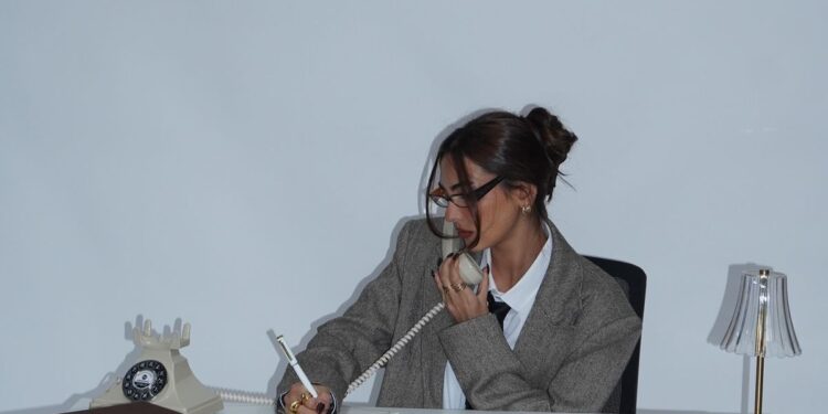 Pothuajse 99% e burrave do të zgjedhin një grua të turpshme, të sjellshme dhe të butë, pa arritje, në vend të një gruaje arrogante me karrierë