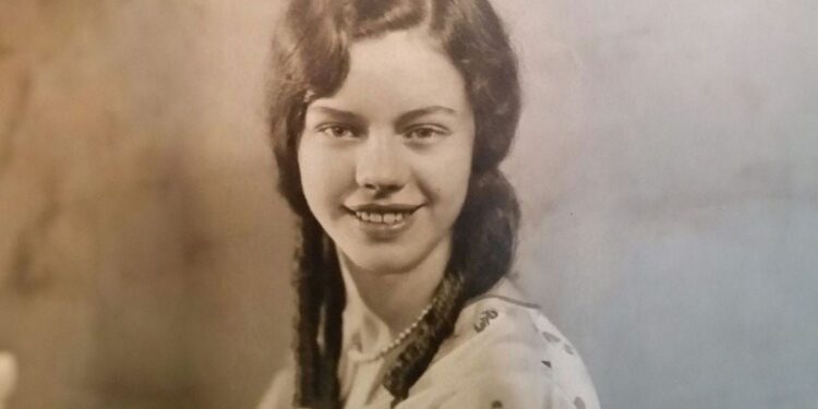 Gruaja që manifestonte gjithçka: Historia misterioze e Helen Hadsell dhe metodës së saj