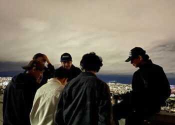 A harrojnë vërtet meshkujt shoqërinë kur futen në lidhje?