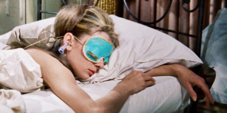 Gratë kanë nevojë për më shumë gjumë se burrat sepse ato e  përdorin më shumë trurin