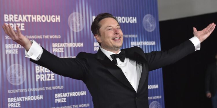 Elon Musk thyen rekord, pasuria e tij kalon 800 miliardë dollarë