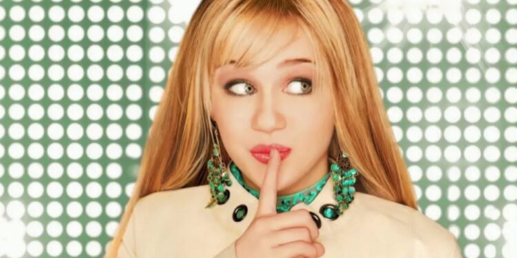 Miley Cyrus rikthehet si Hannah Montana, publikohet traileri për 20-vjetorin e serialit