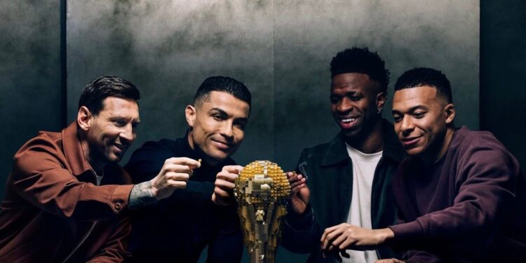Messi, Ronaldo, Mbappé dhe Vinícius Jr. bëhen LEGO në një promo të veçantë