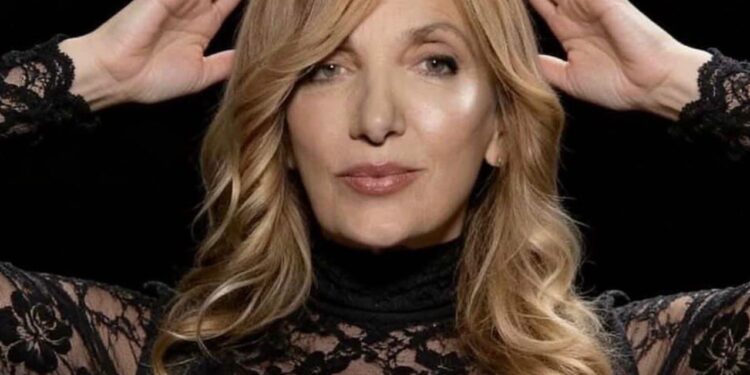 Fenomeni Mimoza Ahmeti në Ferma VIP 3 , autenticiteti që po thyen çdo rekord