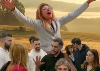 Çfarë i shtyu të gjithë fermerët ti kundërvihen Mimozës në FERMA VIP